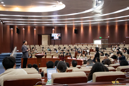 石丹理教授在我院开展“能力建设导向的服务学习：香港理工大学服务学习经验分享”讲座