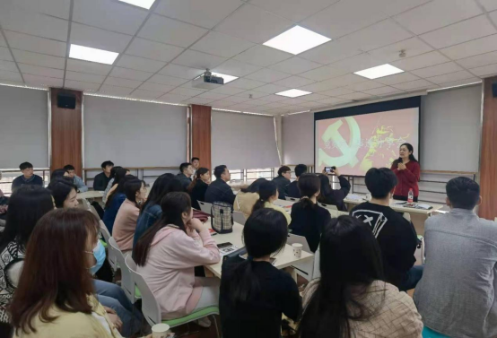 “学党史、强信念、跟党走”——嘟嘟成人网
直属党支部学生党小组开展主题党日活动